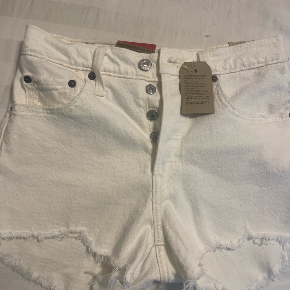 Levi jeans